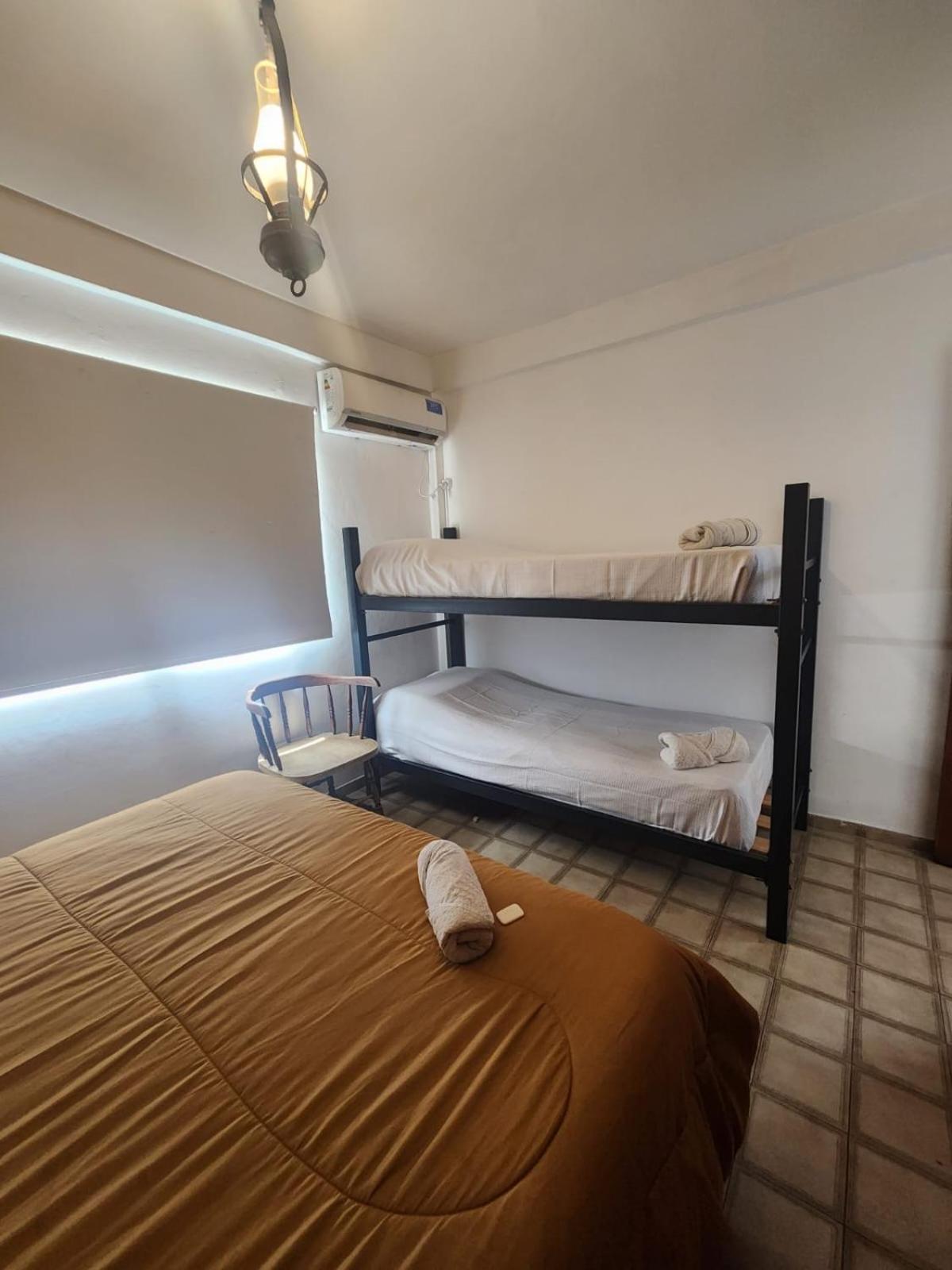 El Chabot Fan Hostel Salta Luaran gambar